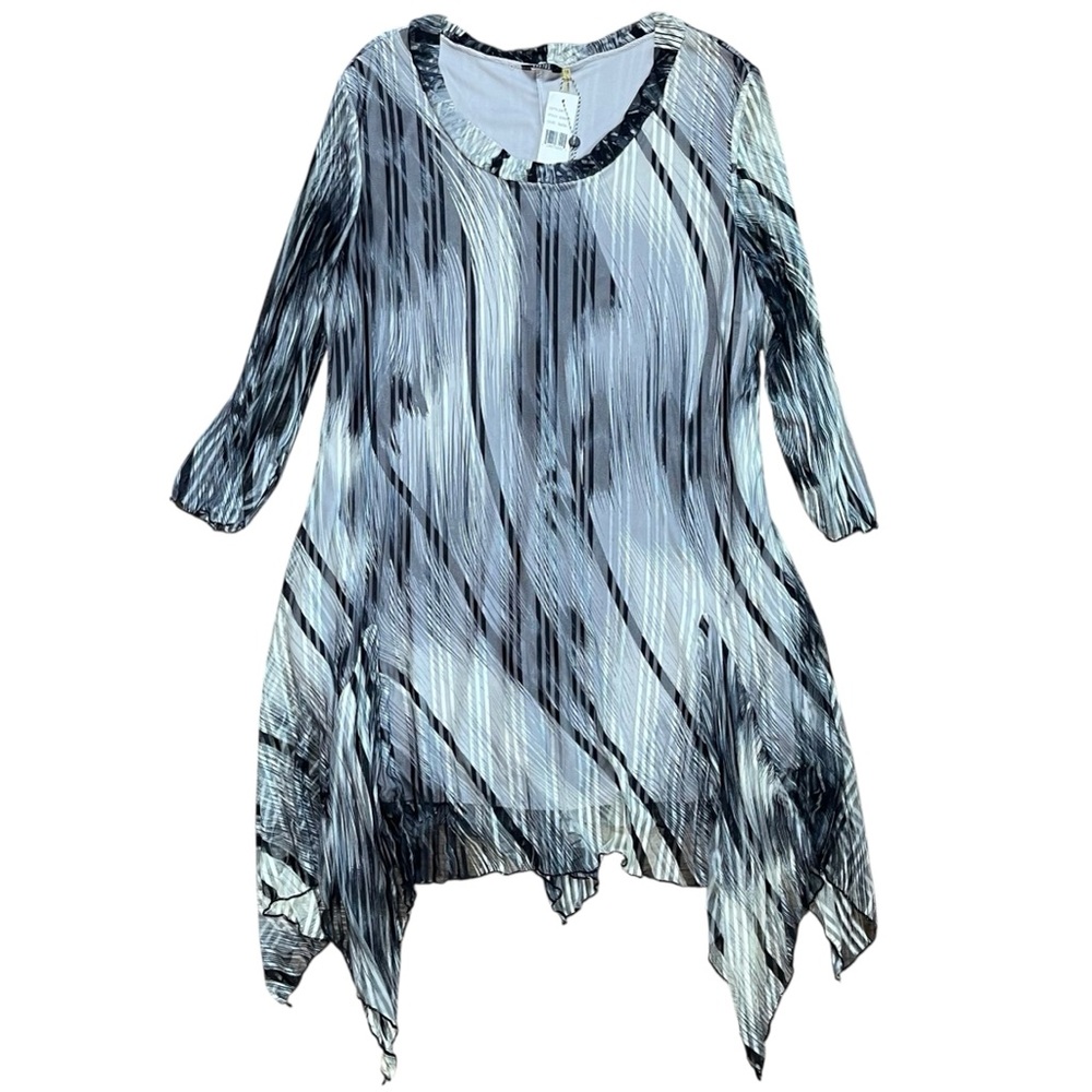 KAKTUS Tunic Top Size 1X Asymmetric Handkerchief Hem Black Gray Mesh Scoop Neck